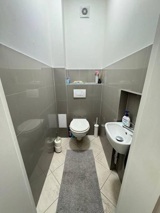 Apartmán Cozy Karlin Praha Exteriér fotografie